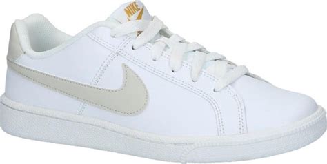 witte sneakers dames laag nike|nike witte sneakers dames.